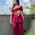 Jannat Zubair Rahmani Instagram - Kesariya tera ishq hai piya 🫶🏻♥️ Style by : @kmundhe4442 Outfit by : @needleandbeyondoffical