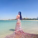 Jannat Zubair Rahmani Instagram - Just Mermaiding 💁🏼‍♀️ Not sure if that’s a word😛 #kulchechole #jzee Dubai, United Arab Emiratesدبي
