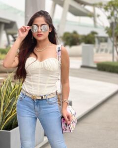Jannat Zubair Rahmani Instagram - Miss travelling 🤍 #jzee