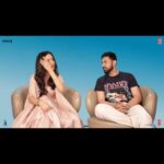 Jasmin Bhasin Instagram – English to punjabi pick lines🤣🤣🤣
#honeymoon in cinemas now !!
