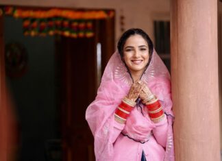 Jasmin Bhasin Instagram - Sukh💗 #honeymoon