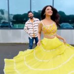 Jasmin Bhasin Instagram – Tu Shakal Naa Vekhi Gair di ❤️

#jhanjar #honeymoon #25oct