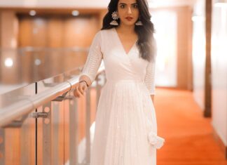 Jasmin Bhasin Instagram - ऐसा चेहरा नूर ऐसा आइसिया ज़ुल्फ़ा पागल कर दे बंदे नु जो वैसियां ​​ज़ुल्फ़ान🤍 #promotion #honeymoon #25thoctober Outfit @preevindesigns Jewellery @the_bling_girll Shot by @daasfilms Styled by @ankiitaapatel Makeup @rehmanshiledar Hair @little_hair_poetry