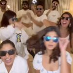 Jennifer Winget Instagram - SQUAD!!!🙌🤍😎 @ashishchowdhryofficial @samitabangargi @geneliad @riteishd @kanchikaul @shabirahluwalia @mushtaqshiekh