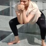 Kajal Aggarwal Instagram - Kalaripayattu is an ancient Indian martial art, that translates into ‘practice in the arts of the battlefield.’ The magic of this art form evolved into the birth of Shaolin, Kung Fu and consequently Karate and Taekwondo, amongst others. Kalari was typically used for guerilla warfare and is a beautiful practice that empowers the seeker physically as well as mentally. Grateful to have been learning this intermittently (but wholeheartedly) over 3 years! @cvn_kalari have been fabulous and so patient, guiding me as per my ability to learn and perform at different degrees over time. Thank you for being such wonderful masters. 🙏🏻 shot and edited by @kiransa #indian2