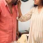 Kalidas Jayaram Instagram - Happy 30th wedding anniversary Appa and amma !!! I love you sooooo much❤️ Ps: special mention to the little one in the center