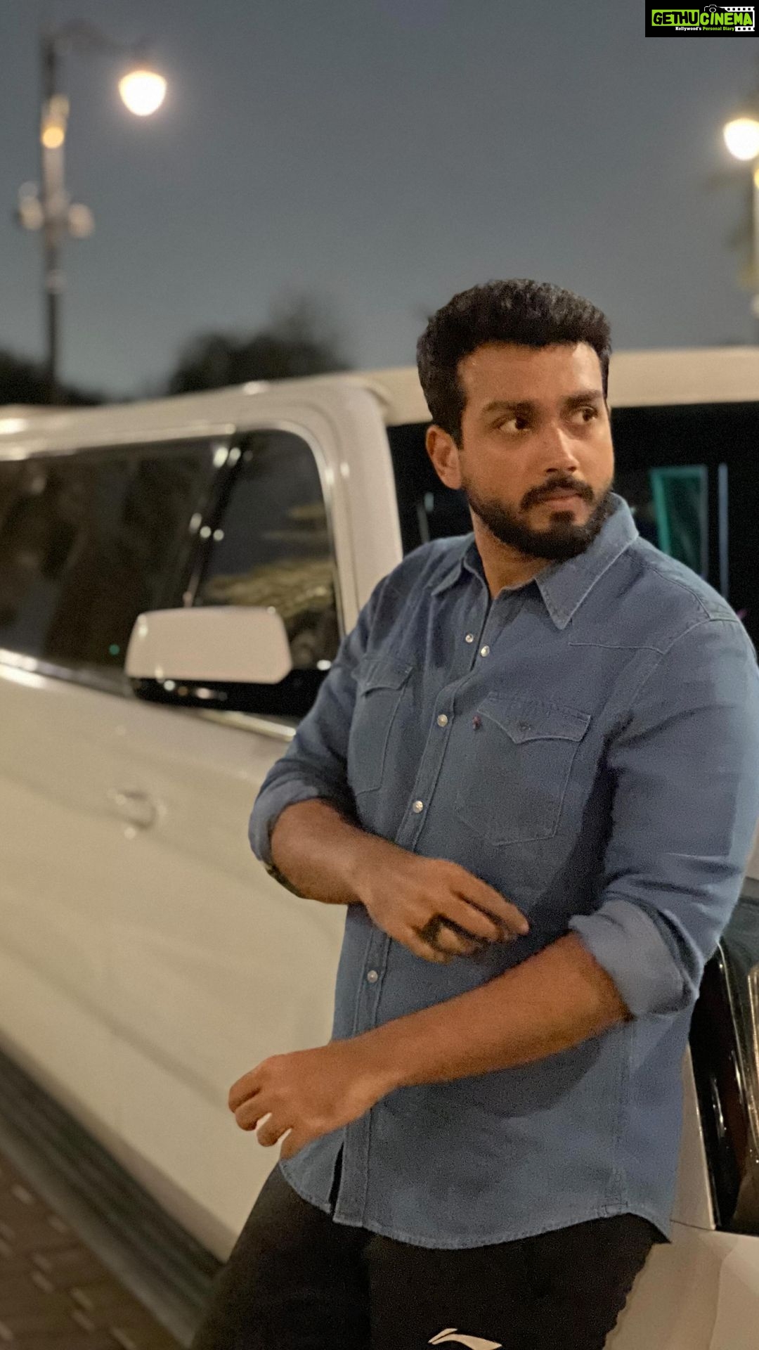 Kalidas Jayaram Instagram - The Limo giving me ROLEX feels 😝 . . . Travel partner @gtholidays.in