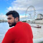 Kalidas Jayaram Instagram - The most touristy thing you can ever do!!!🙏🏼 London, United Kingdom