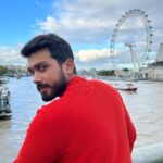 Kalidas Jayaram Instagram - The most touristy thing you can ever do!!!🙏🏼 London, United Kingdom
