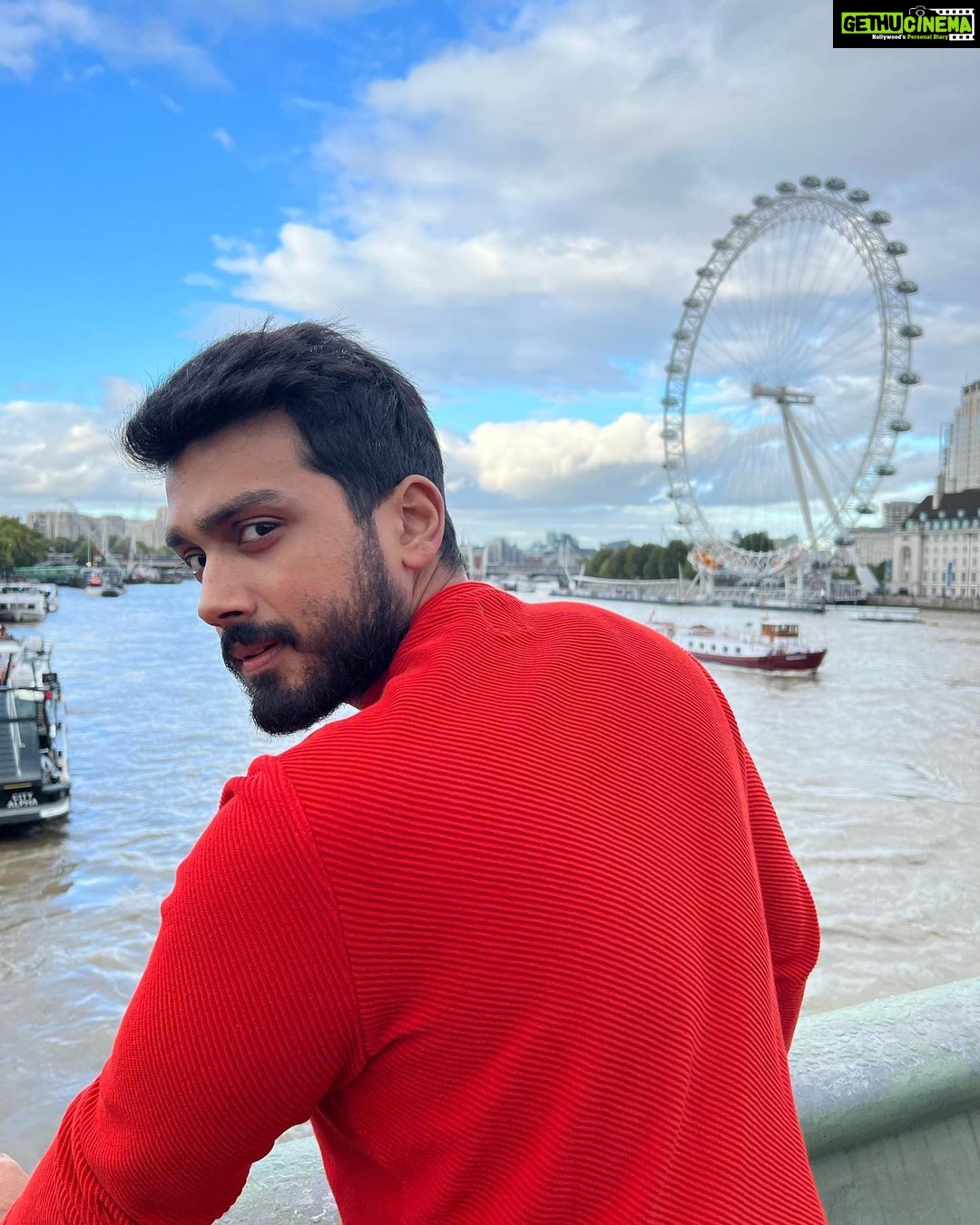 Kalidas Jayaram Instagram - The most touristy thing you can ever do!!!🙏🏼 London, United Kingdom
