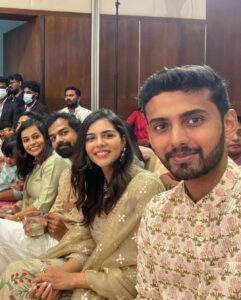 Kalyani Priyadarshan Instagram - 21.08.2022 our boy @visakhsubramaniam got engaged. 🤍

I think from fear after seeing my colorful wardrobe this past month, I was strictly instructed to wear ‘light pastel ethnic’ for this one. 

Look : @nikhitaniranjan @archanajaju.in @kalyanjewellers_official