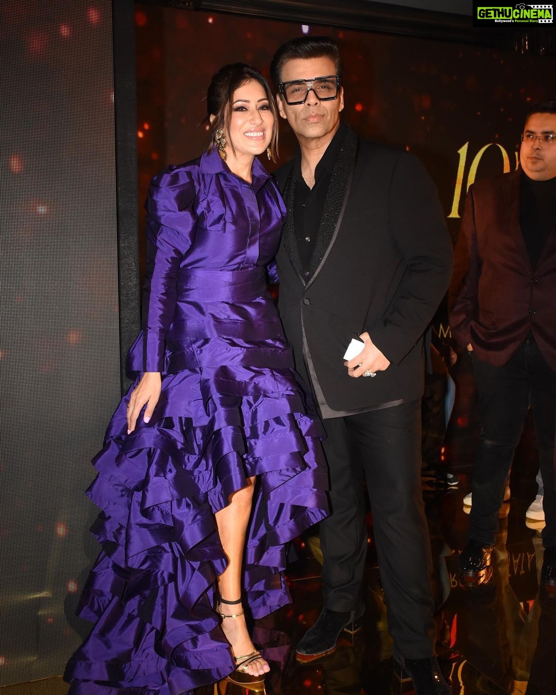 Karan Johar Instagram - Pleasure to host the 10th edition of Mcan by @mirpurimaheka for the Tata Memorial Hospital! It was a night with the most exceptional people under one roof for an even more exceptional cause.