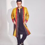 Karan Johar Instagram - Additional Traditional… in @abujanisandeepkhosla styled by @ekalakhani 📷 @sheldon.santos … hope everyone had a happy Dhanteras 💛❤️🧡