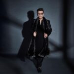 Karan Johar Instagram - Big bossing!!!!! In @sawangandhiofficial styled by @ekalakhani 📷 @sheldon.santos