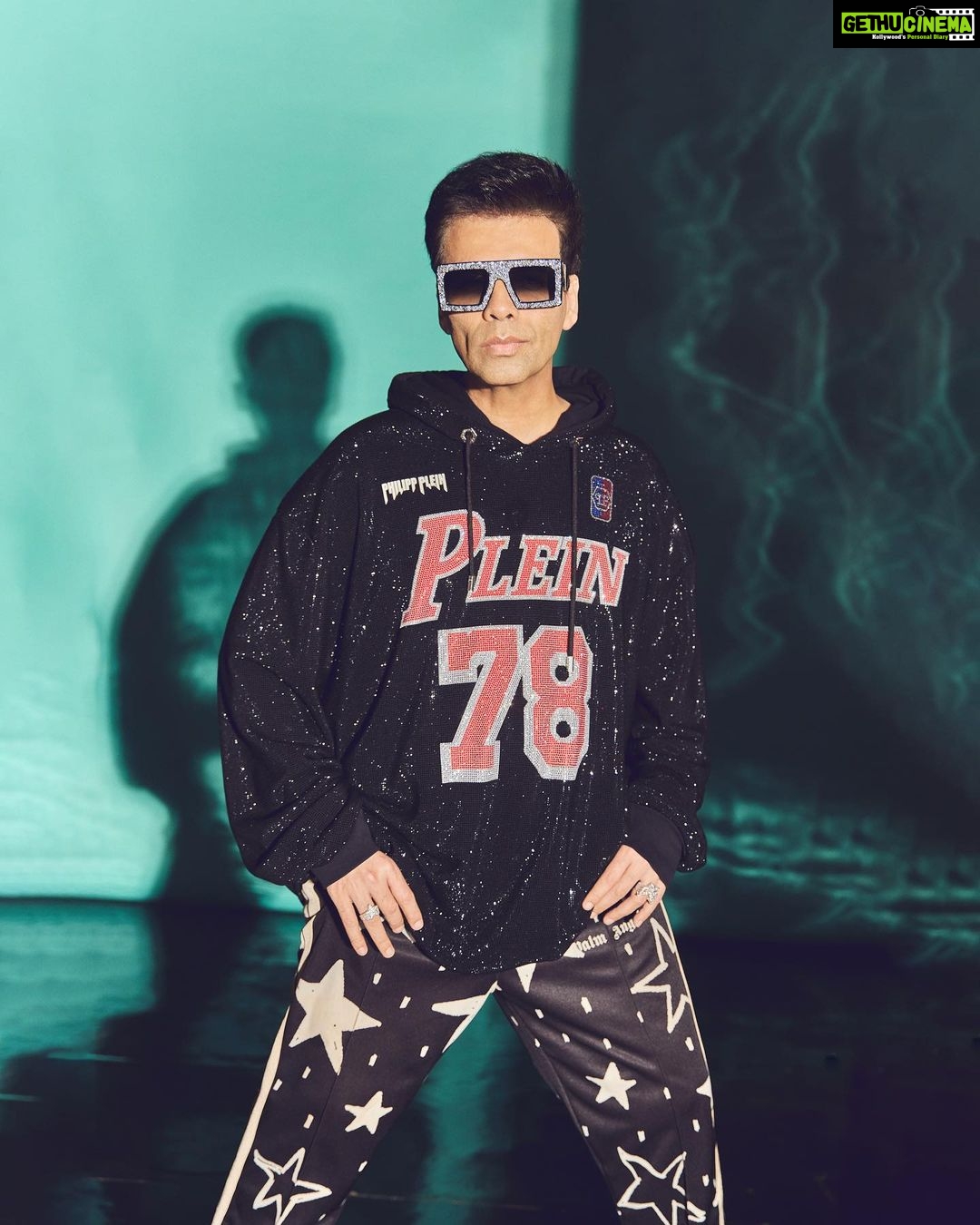 Karan Johar Instagram - Photobombed by my shadow…( I tried to find a deep meaning into this ! There is none) styled by @ekalakhani 📷 @sheldon.santos