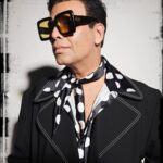 Karan Johar Instagram - In a retro “frame” of mind !!!! Styled by @ekalakhani in @dhruvkapoor 📷 @thehouseofpixels