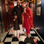 Kareena Kapoor Instagram – This is Us ❤️ From mine to yours… Happy Diwali friends ❤️ Stay Blessed ❤️