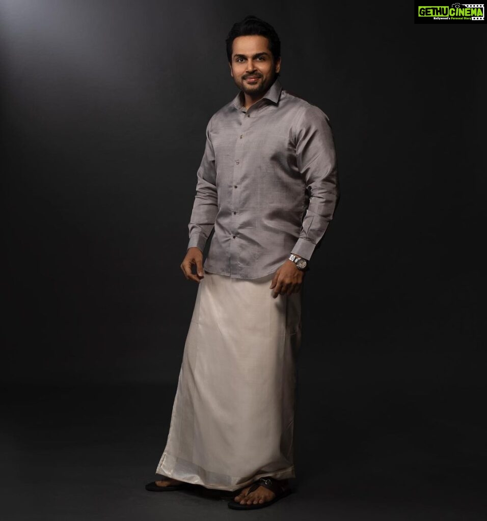 Karthi Instagram - Nothing like our traditional veshti for a very personal and memorable event. #PS1 Audio and Trailer Launch Shirt: @studio24_bespoke Veshti: @houseoftuhil Styled by @ekalakhani Style team : @malinikarthikeyan @themisvanessa @nivedidha_koliyot @nupur_p @arzoonagraik Photographed by @beejlakhani