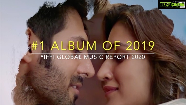 Kartik Aaryan Instagram - #LukaChuppi becomes the Number 1 Album of 2019 !! Ruling the @IFPI_org’s global music chart at #1 🔥🔥#GlobalMusicReport ❤️❤️ . . @kritisanon #DineshVijan @laxman.utekar @aparshakti_khurana #PankajTripathi @pathakvinay @officialjiocinema @tseries.official #BhushanKumar tanishk_bagchi @nehakakkar @tonykakkar @mellowdofficial @realyoungdesi @abhijitvaghani @a.k.h.i.l_01 @dhvanibhanushali22 @kunaalvermaa @karansehmbi #Nirmaan @mikasingh @sunanda_ss @tulsikumar15
