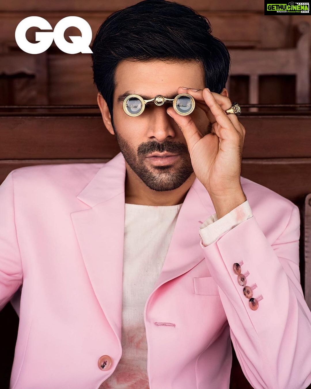 Kartik Aaryan Instagram - Bulaati hai magar jaane ka nai . . @gqindia #MarchCover Lucknow, Uttar Pradesh