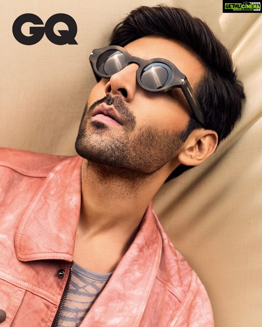 Kartik Aaryan Instagram - I look SPECtacular ! #Repost @gqindia @kartikaaryan: "When people ask for selfies, I think, take as many pictures as you want, frame my picture. I like that. People are interested in my personal life and I thank them. Otherwise, I would be worried.” #GQIndia #CoverStar