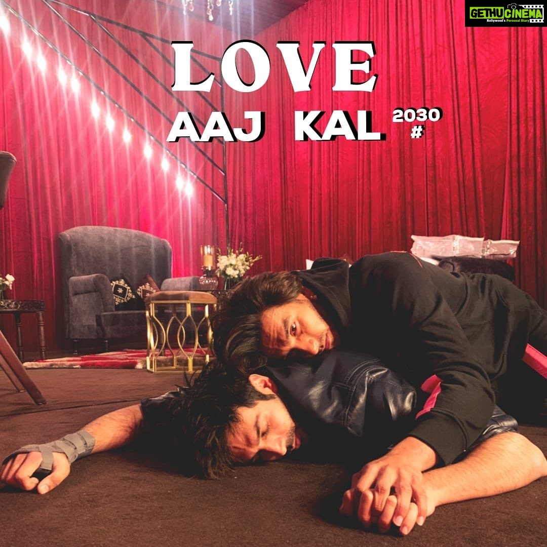 Kartik Aaryan Instagram - Announcing #LoveAajKal 2030 With @ranveersingh ❤️ #RanTik