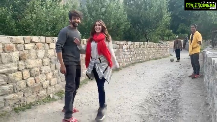 Kartik Aaryan Instagram - Bhabhi kisko bola ☺️
