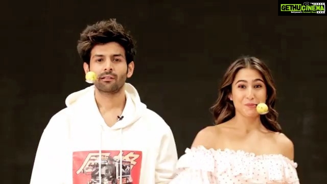 Kartik Aaryan Instagram - I win πΊπ»π .π Dance to the Hook Step and don't forget to #DoItWithATwist ππ₯ #LoveAajKal β€οΈ #14thFeb #HaanMainGalat song out now