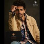 Kartik Aaryan Instagram - #MardoKaMaseeha 🕺🏻 ... . Let the Men’s Grooming Revolution Begin!! 👦🏻🪒 Excited to be the face of the revolutionary #BombayShavingCompany 🕴🏻💛 Love yourself and Join the revolution @bombayshavingcompany 🔥 #BSCxKARTIK #BombayShavingCompany #DesignedToCare