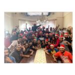 Kartik Aaryan Instagram - Merry Christmas 🎄🎅🏻 From the team of #Dostana2 Wrap for the 2nd schedule for all of us in 2019 🤟🏻❤️