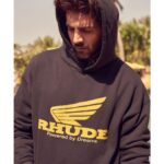 Kartik Aaryan Instagram - Dont be Rhude Chintu !! . . #PatiPatniAurWoh #ChintuTyagi #6thDec Mumbai, Maharashtra