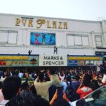 Kartik Aaryan Instagram - Mass ka gaana 🤘🏻#AnkhiyonSeGoliMare #Delhi 💥🕺🏻 #PatiPatniAurWoh 👫💃🏻