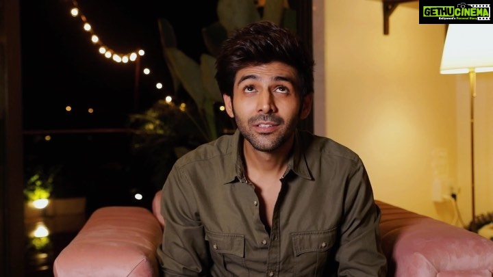 Kartik Aaryan Instagram - Aapko kya SEXYYY lagta hai?? Tell me using this hashtag #BodyHairOrBodyBare 🤓