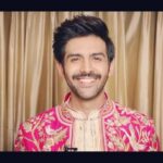 Kartik Aaryan Instagram - Jaise #ChintuTyagi ke pass do do Laxmi hain 😇👫💃🏻 Is Diwali Aapke Ghar bhi Bohot Saari Laxmi Aayein Happy Diwali n Lots Of Love from the Team of #PatiPatniAurWoh 💥😁 @bhumipednekar @ananyapanday @mudassar_as_is @junochopra @tseries.official