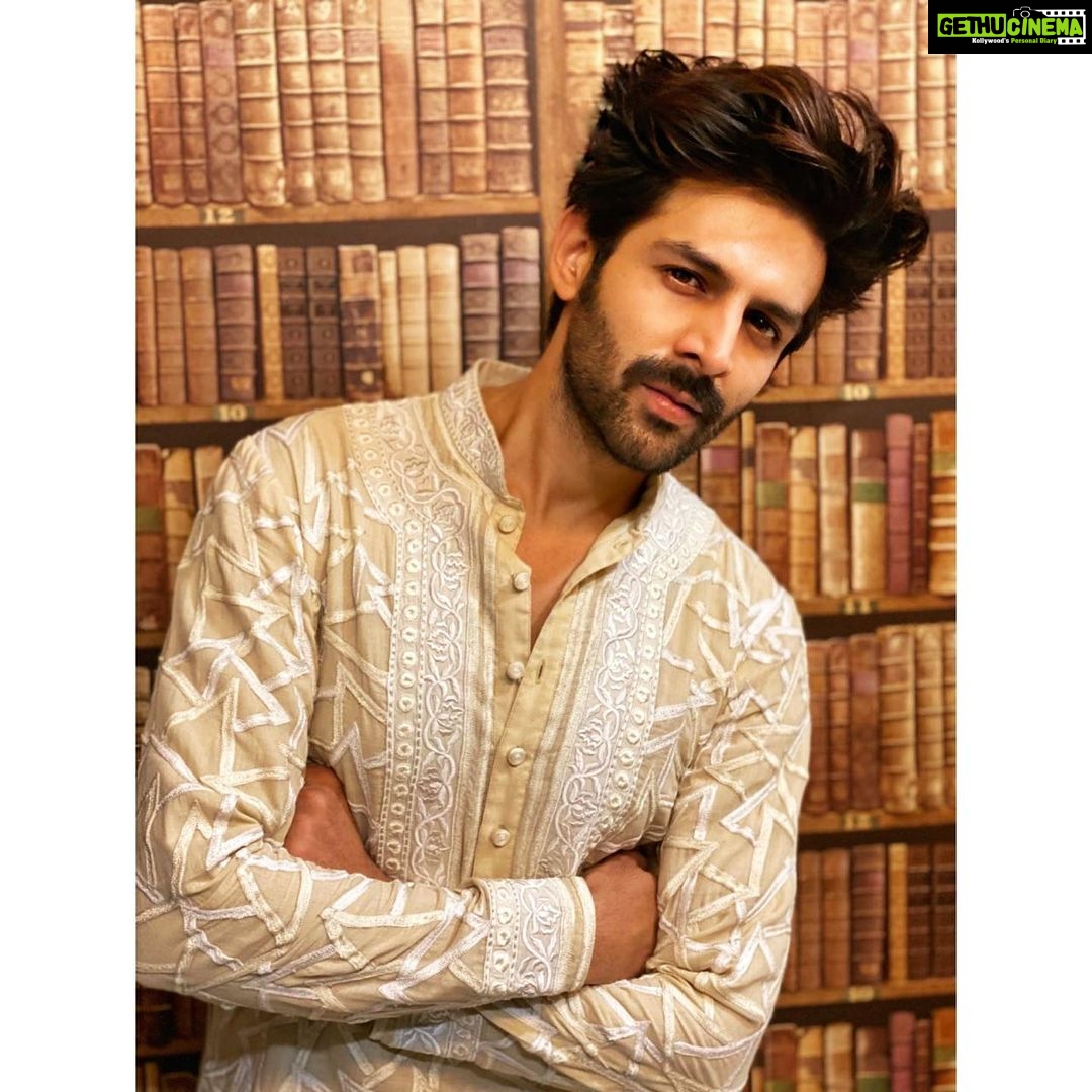 Kartik Aaryan Instagram - Diwali Taiyyar 💥