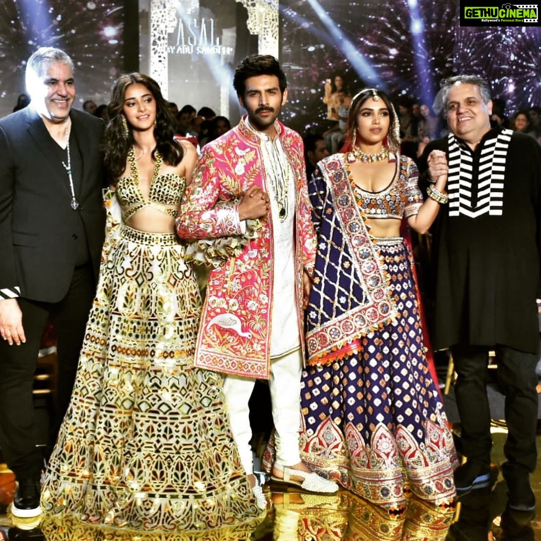 Kartik Aaryan Instagram - πΈπ»ππΈπ» #PatiPatniAurWoh π«ππ» Thank you @abujanisandeepkhosla for an epic night π₯