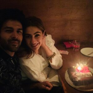Kartik Aaryan Instagram - Happy Birthday Princess @saraalikhan95 ❤️
And Eid Mubarak
(this time without the mask )