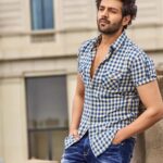 Kartik Aaryan Instagram - ☀️ #KartikxMufti