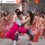 Kartik Aaryan Instagram - 🙏🏻❤️ #LukaChuppi emerges Kartik Aaryan’s biggest *Week 1* grosser... 2019: #LukaChuppi ₹ 53.70 cr 2018: #SonuKeTituKiSweety ₹ 45.94 cr 2015: #PyaarKaPunchnama2 ₹ 39.25 cr India biz. #LukaChuppi has excellent Week 1... Controlled costing ensures that HIT status... #Repost @taranadarsh