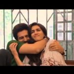 Kartik Aaryan Instagram - Je India hai Jahan Har Cheej SaParivar hoti hai !!!❤️ #LukaChuppi Tomorrow !!! 🤫❤️ @kritisanon #DineshVijan @laxman.utekar @MaddockFilms @tseries.official #PankajTripathi @aparshakti_khurana #VinayPathak @officialjiocinema
