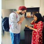 Kartik Aaryan Instagram - Post #GudduKiBidaai 😂 now its time for #KartikKiBidaai #SajanGharMainChali #AllSet ...🤫❤️