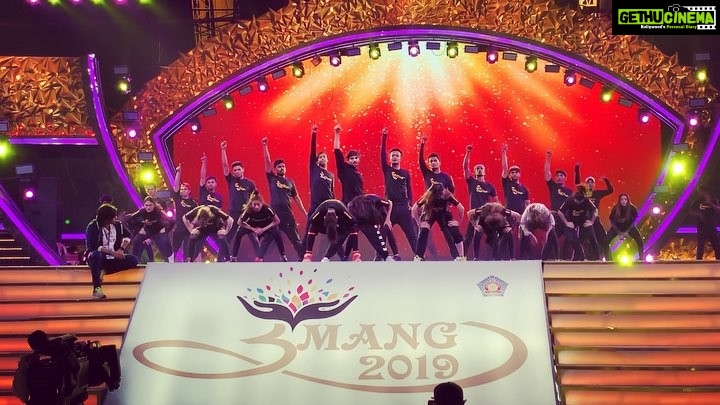 Kartik Aaryan Instagram - Excited to perform at Umang tonight 🔥🤗 #Rehearsals #LastNight #DanceLove #Umang2019