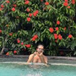 Kartik Aaryan Instagram - Pool Bhulaiyaa 🤙🏻 . . #HolidayMood
