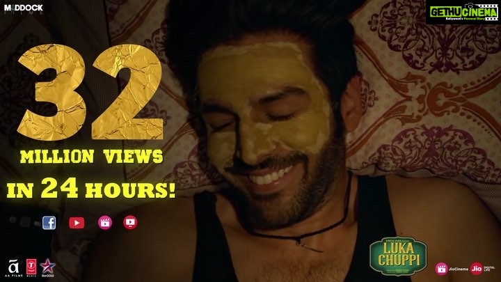 Kartik Aaryan Instagram - Aji Sunte ho #LukaChuppiTrailer crosses 32 MILLION in just 24 hours!!❤️❤️ Trailer Link in Bio !!!! @kritisanon #DineshVijan @laxman.utekar @MaddockFilms #PankajTripathi @aparshakti_khurana #VinayPathak @officialjiocinema