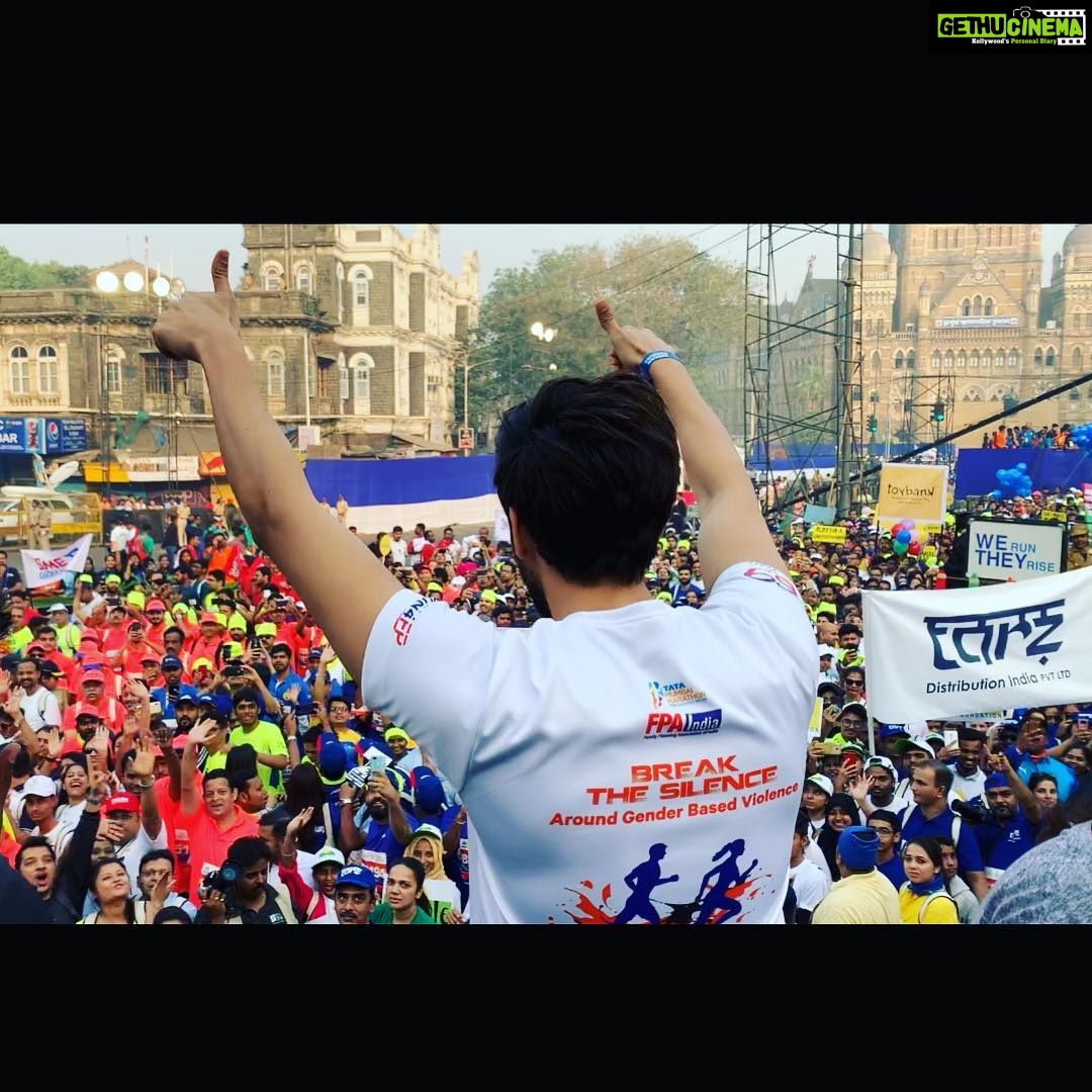Kartik Aaryan Instagram - #StreeHinsaMuktBharatAbhiyaan Break The Silence Around Gender Based Violence 🙏🏻 At #MumbaiMarathon @tatamummarathon
