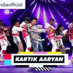 Kartik Aaryan Instagram - Watch d New Kid on the Block 👼🏻😂 do bomdiggy with the kids ❤️👶🏻 Had a blast hosting, performing n getting Slimed🤮😇at the Kids Choice Awards Today 6.30 pm @nickindiaofficial 😍 #Repost @nickindiaofficial ・・・ If this is just the beginning, we can't even wait to see how @kartikaaryan ,our favourite host & dost, is going to set the stage on🔥! #KCAIndia18