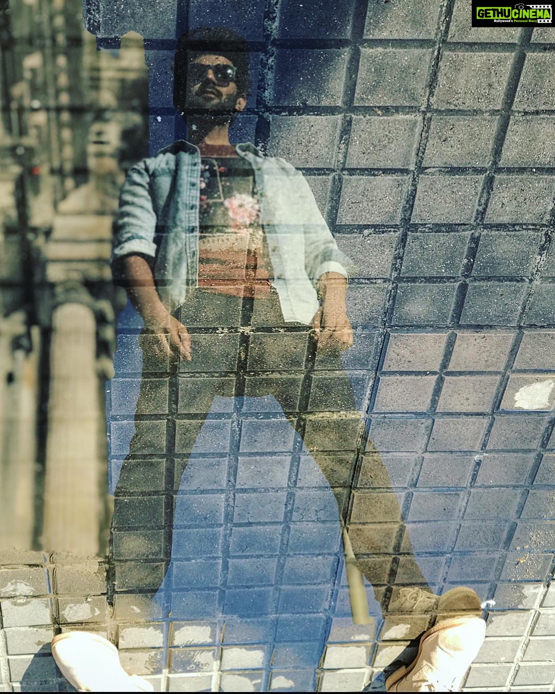 Kartik Aaryan Instagram - Try n look from a different perspective Barcelona, Spain