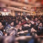 Kartik Aaryan Instagram – Overwhelmed with the response at the #HuaweiPopUp at Ambience Mall, Gurugram! 🙏🏻😘
Thank you for all the love guys, 
Right from the warm welcome to the unboxing of the #HuaweiMate20Pro 
#KingOfSmartphones, it couldn’t have been better!😍
@huaweimobilein

Plus Paaji said – 
Tenu pyaar karda Truck bhar ke 😂❤️