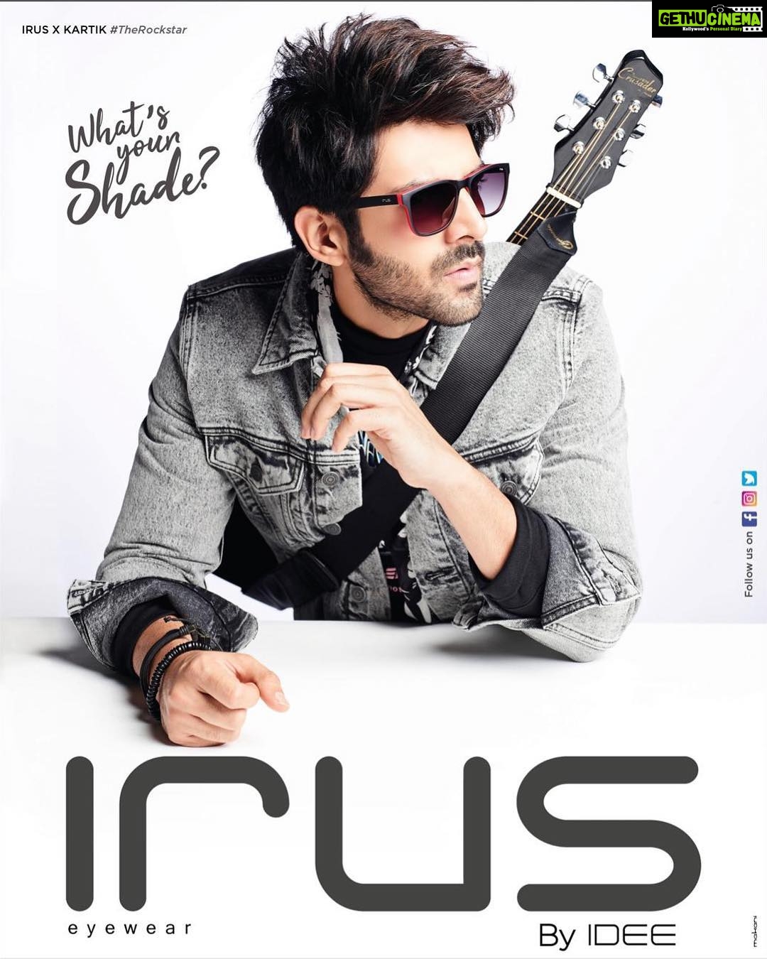 Kartik Aaryan Instagram - Happy to announce my association with Ideeβs @iruseyewear π π #IrusXKartik #TheRockstar πΈ π€π» #WhatsYourShade