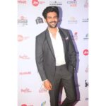 Kartik Aaryan Instagram – #JioFilmfareAwardsMarathi 🤗 
Styled by @thetyagiakshay 😎